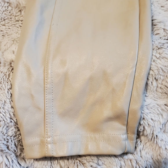 Nicole Miller Putty Tan Faux Leather Stretchy Skinny Leggings Small - Picture 3 of 10